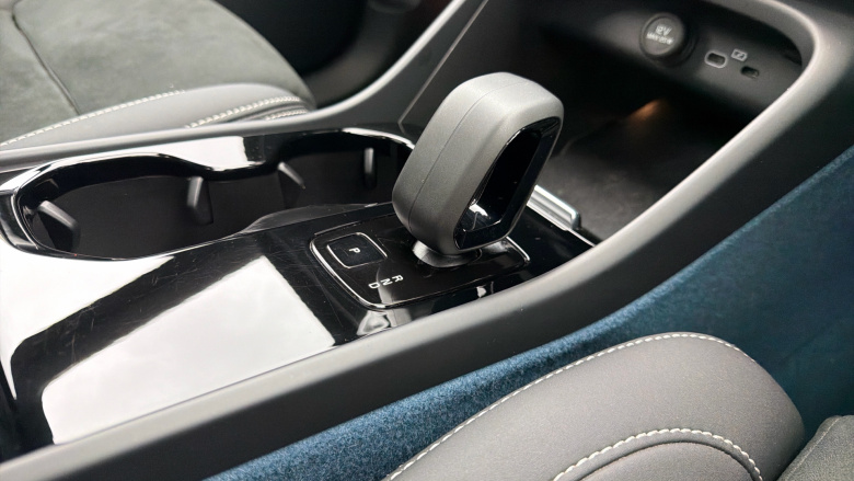 Volvo XC40 300kW Recharge Twin Ultimate 78kWh 5dr AWD Auto Electric Estate